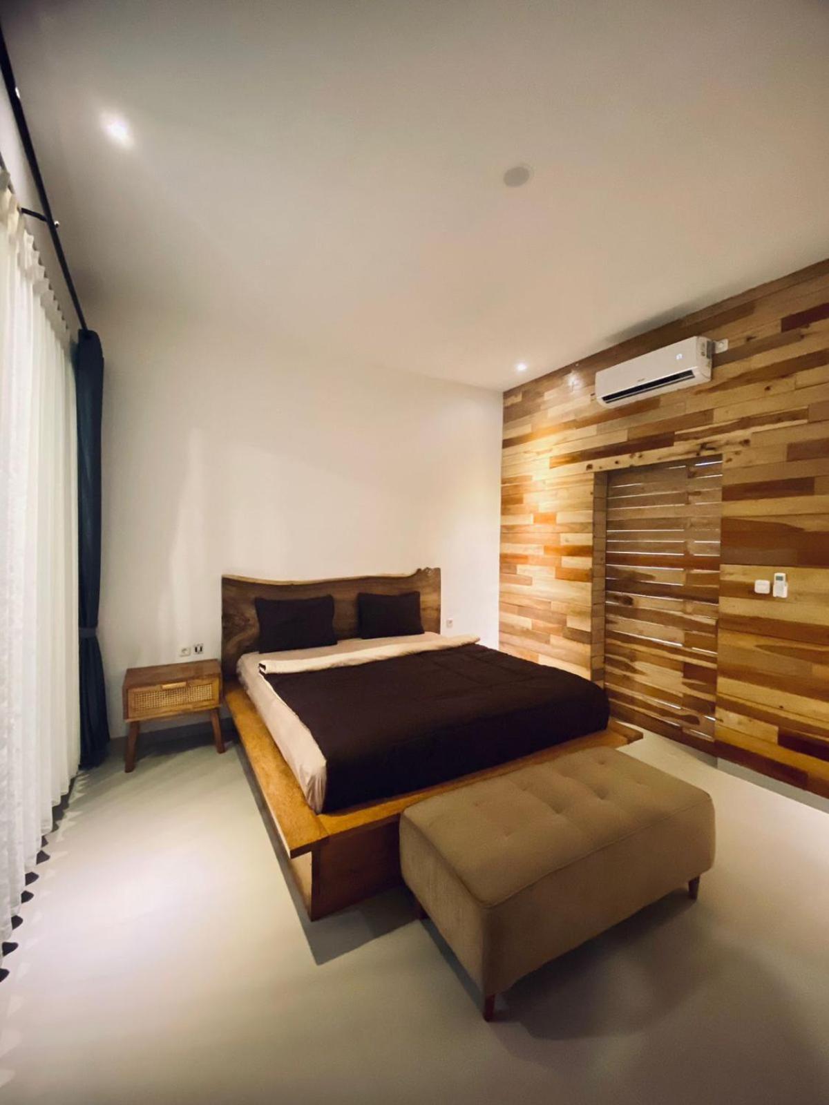 Zavana Rooms & Restaurant Tanjungkarang Exterior foto